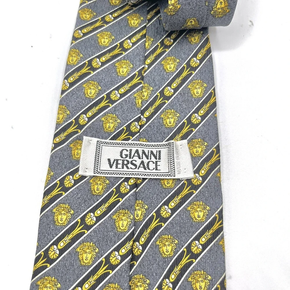 GIANNI VERSACE VINTAGE '90s BAROQUE MEDUSA HEADs Black‎ Gray Stripes ITALY BLACK